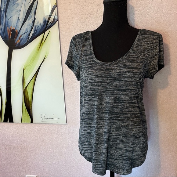 Lou & Grey Tops - shirt size small